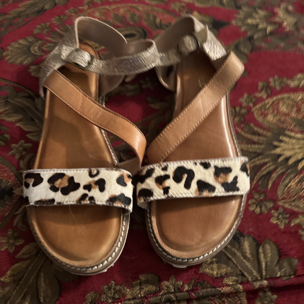 Diba True Cheetah Print Strap On Sandals Fiesta Time Style 37851 size 7.5
